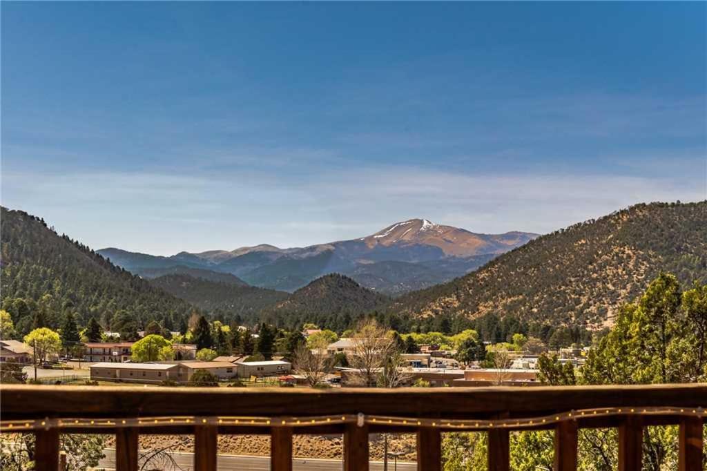 Cliff Top, 4 Bedrooms, Game Room, Wifi, Sleeps 10 Ruidoso Luaran gambar